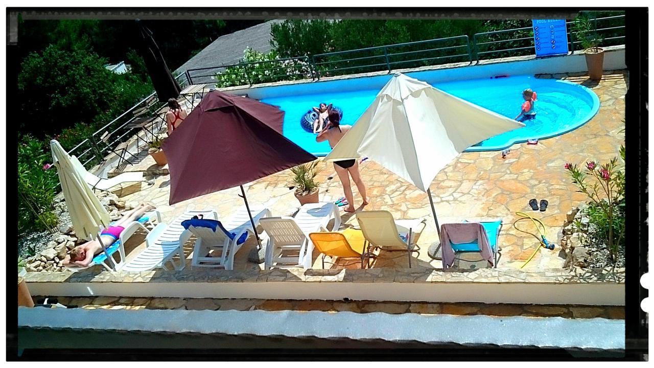 Apartments Kaic Rogač 外观 照片