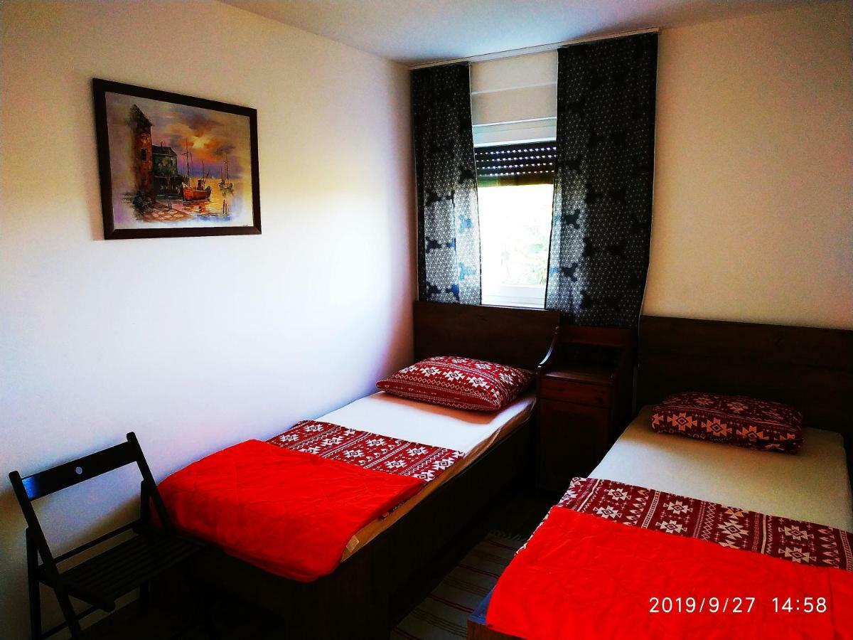 Apartments Kaic Rogač 外观 照片